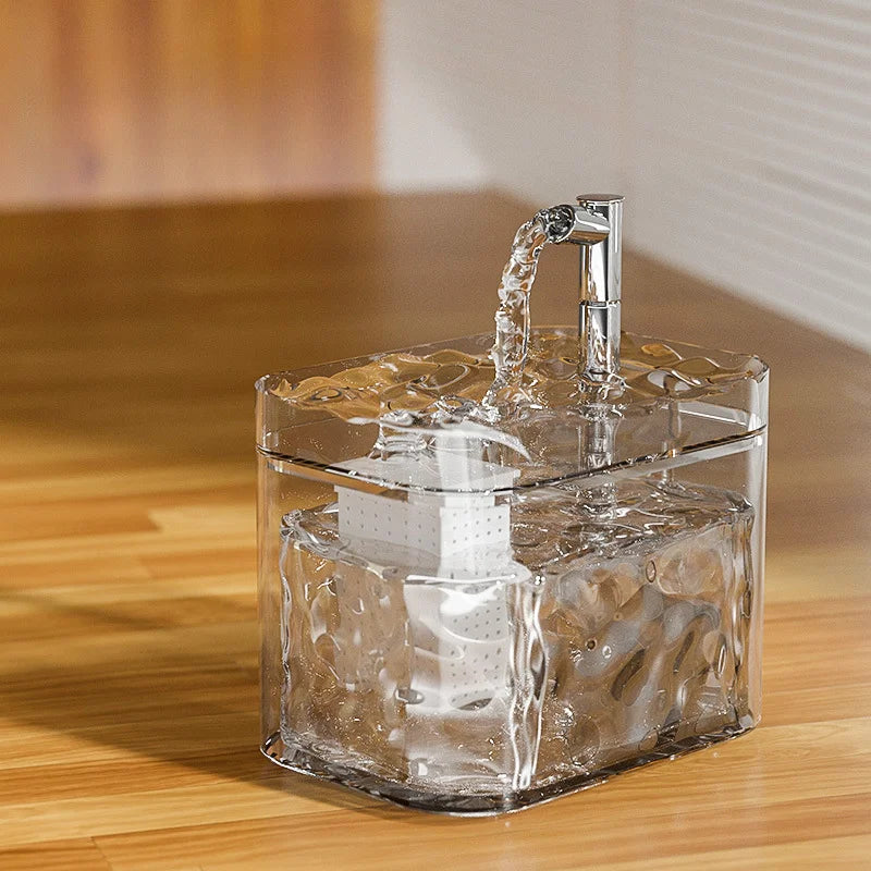 CrystalFlow – Transparent Automatic Pet Water Fountain | USB-Powered Cat & Dog Dispenser